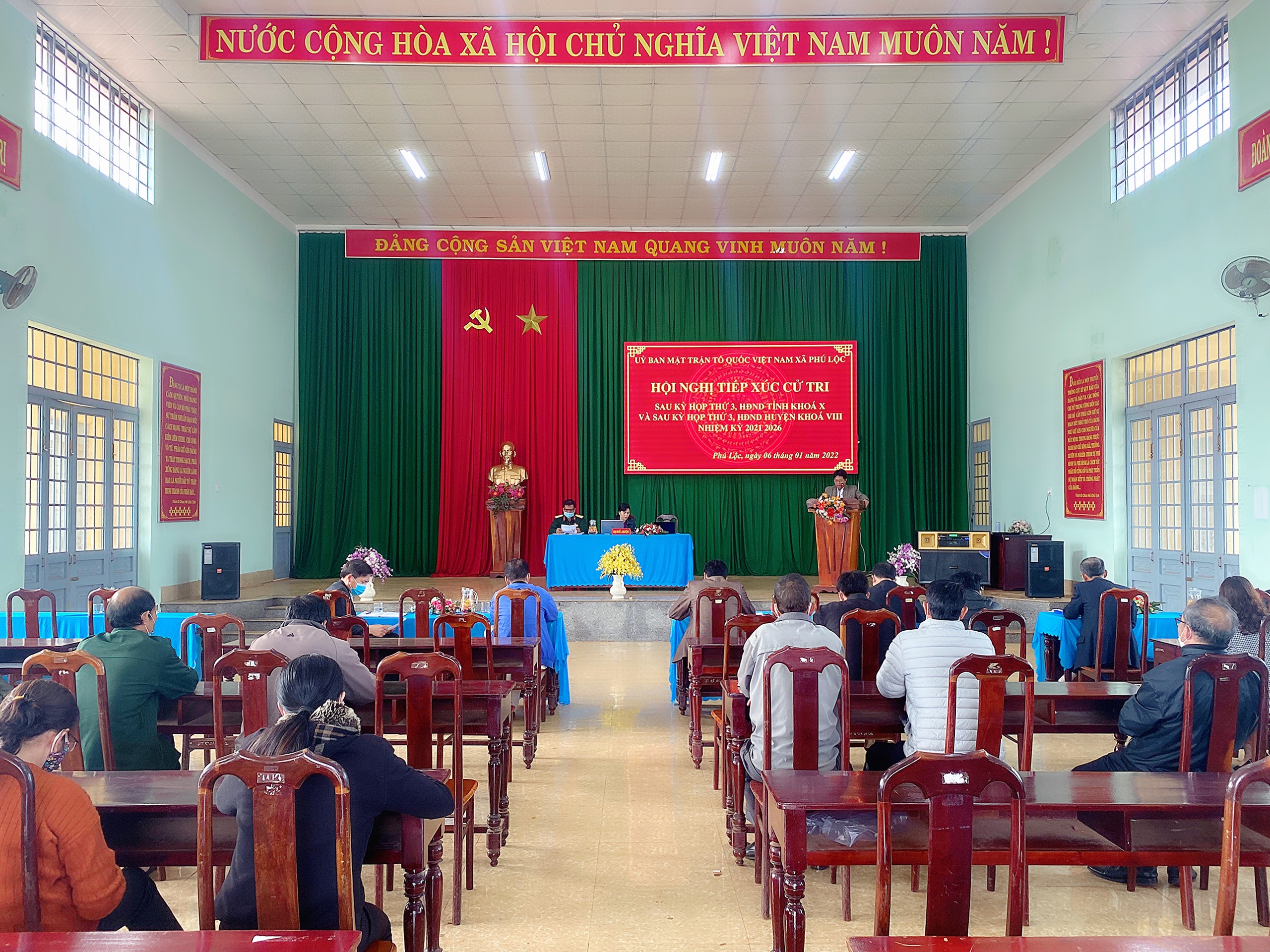 HỘI NGHỊ TIẾP XÚC CỬ TRI SAU KỲ HỌP THỨ 3, HĐND TỈNH KHÓA X VÀ SAU KỲ HỌP THỨ 3, HĐND HUYỆN KHÓA VIII NHIỆM KỲ 2021 - 2026